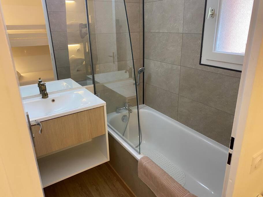 Appartement Residence Vacances Amandier Arles Exteriör bild